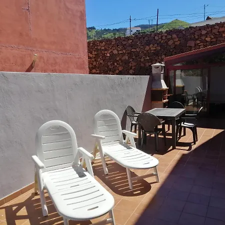 Idilico Adosado En El *